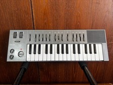 Yamaha CS01 rare synthétiseur