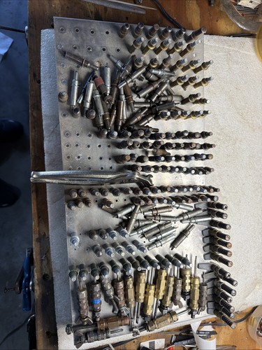 Large lot cleco fasteners - lot,