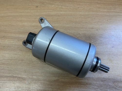Demarreur electrique moto - electrique,