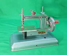 MACHINE A COUDRE POUR ENFANTS-