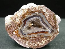 AGATE POLIE, SUPERBE - NOWY KOSCIOL, POLOGNE - 5,5 x 4,7 cm - 55 g
