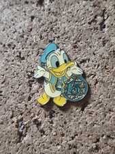 Pin Trading Donald Duck