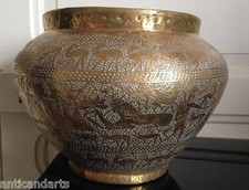 Ancien Cache pot Bassin Tas