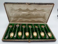 12 petites cuillères en