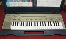 Clavier Synthétiseur vintage Yamaha Portasound PC 100