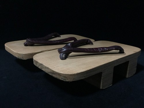 S1653 sandales geta bois - en,