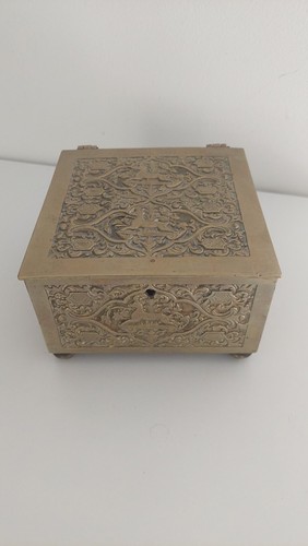Coffret néo gothique en - coffret, néo-gothique