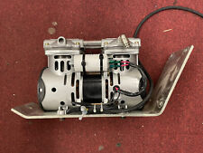 Compresseur Norgren pour Power Plate Pro 5 Air Adaptative avec son support