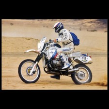 Photo M.001213 HUBERT AURIOL BMW R80 GS RALLYE PARIS-DAKAR 1984
