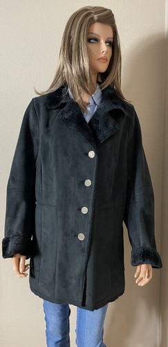 Manteau noir fourré aspect