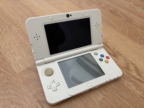 Nintendo 3ds console - nintendo,