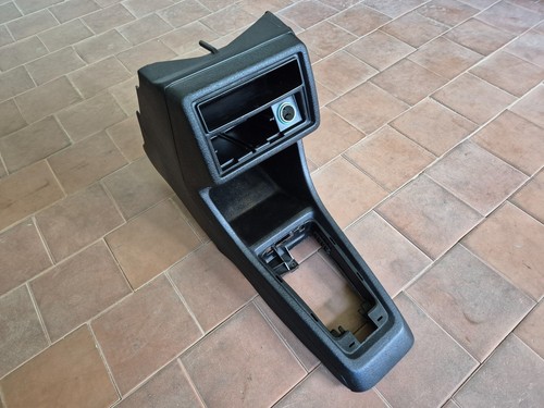 Center console black - center,