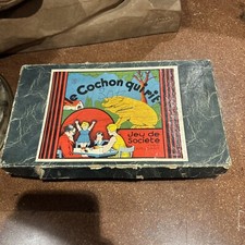 old board game toy the laughing pig