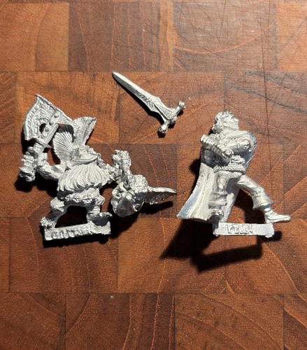 Warhammer dogs war mordheim - war,