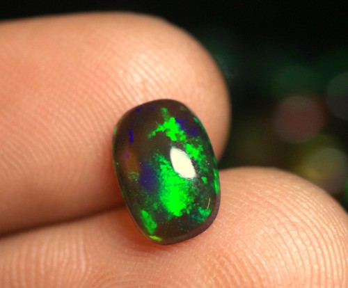 Cabochon opale noire