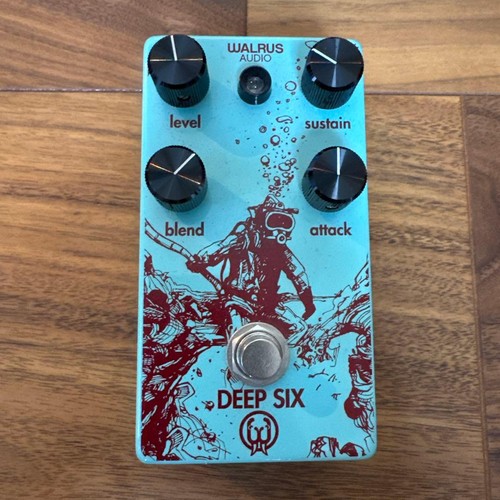 Walrus audio deep six - /,