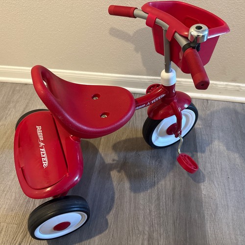 Radio flyer fold trike - radio,
