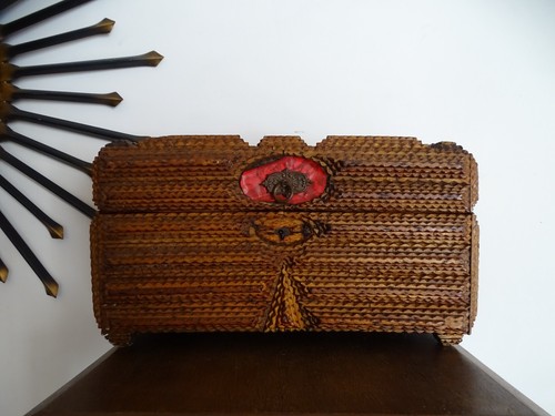 Boite coffre bois - , art