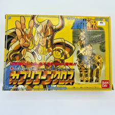 BANDAI JAPAN vintage figure Saint Seiya  CAPRICORN SHURA  Gold Saint Cloth