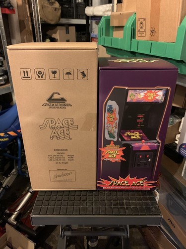 New wave toys scale used - wave,