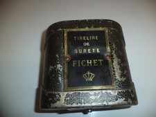  très ancienne tirelire