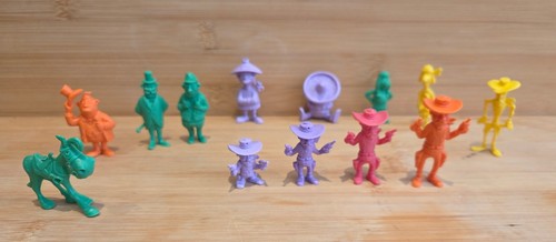 Vintage lot 13 figurines - vintage,