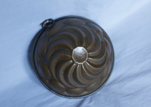 Petit moule gelée - petit, ancien