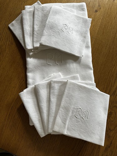 Ancienne nappe 8 serviettes - +,