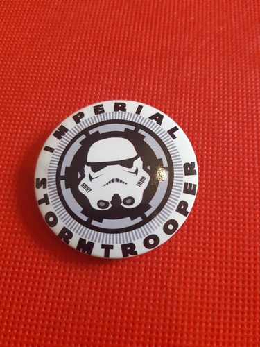 Badge pins star tours - badge,