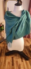 Large écharpe, étole, châle