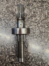 Kubota B1700 B2100 B2400 B21 B2320 B7300 B2710 Front Shaft 6C040-13613