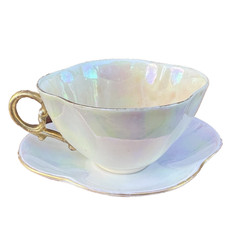 Tasse ancienne quadrilobe