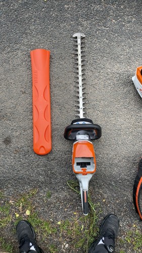 Taille haie batterie - taille,