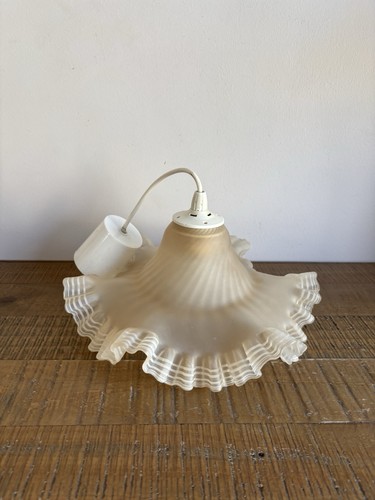 Ancienne lampe suspension - lampe,
