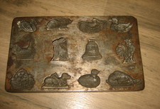 Ancien moule plaque  à
