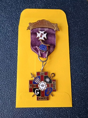 Médaille sororité