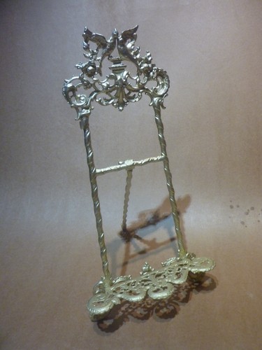 Chevalet metal dore style - chevalet,