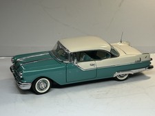 Franklin Mint 1955 Pontiac Star Chief  Hardtop Green/White 1:24 Die Cast B11WR18