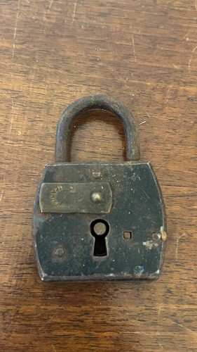 Cadenas ancien fer sans - ancien, en