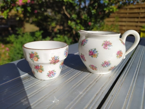 Lot petites porcelaines - lot, de