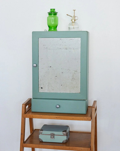 Magda armoire à - à, pharmacie