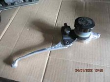 MAITRE CYLINDRE DE FREIN AVANT