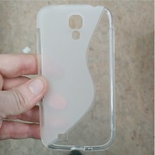 COQUE SILICONE SOUPLE S-LINE