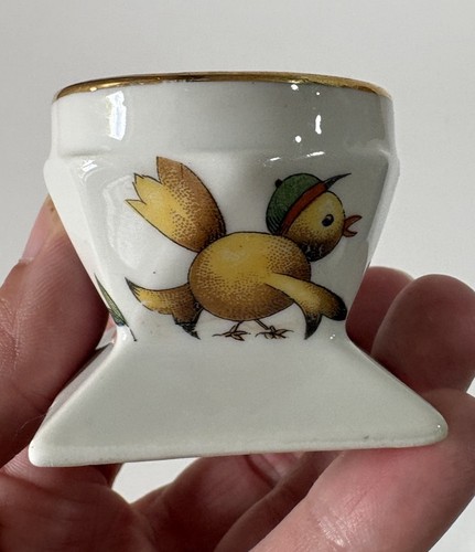 Coquetier sur pied porcelaine - ,
