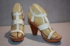 GIVENCHY  Sandales Cuir Vernis