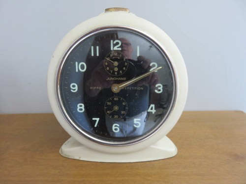 Ancien reveil mecanique - reveil,