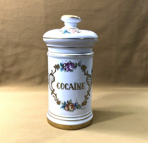 Old cocaine porcelain pharmacy - old,
