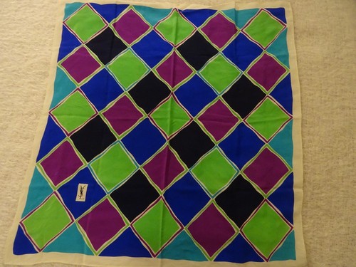 Foulard yves saint laurent - foulard,
