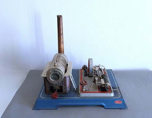 Wilesco machine a vapeur - a,