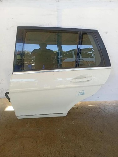 A2047300305 porte arriere